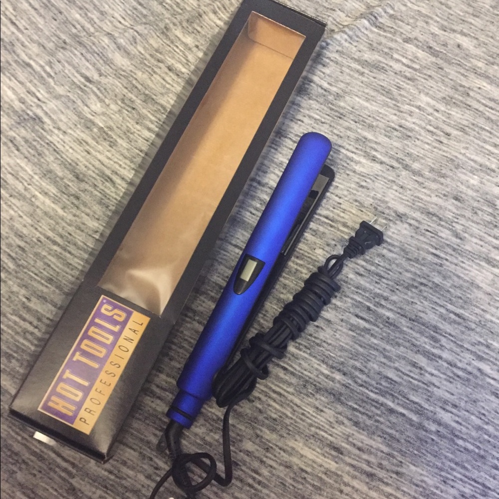Hot Tools flat iron